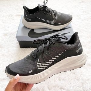 Nike Zoom Winflo 7 Shield Water Repellent Running Shoes